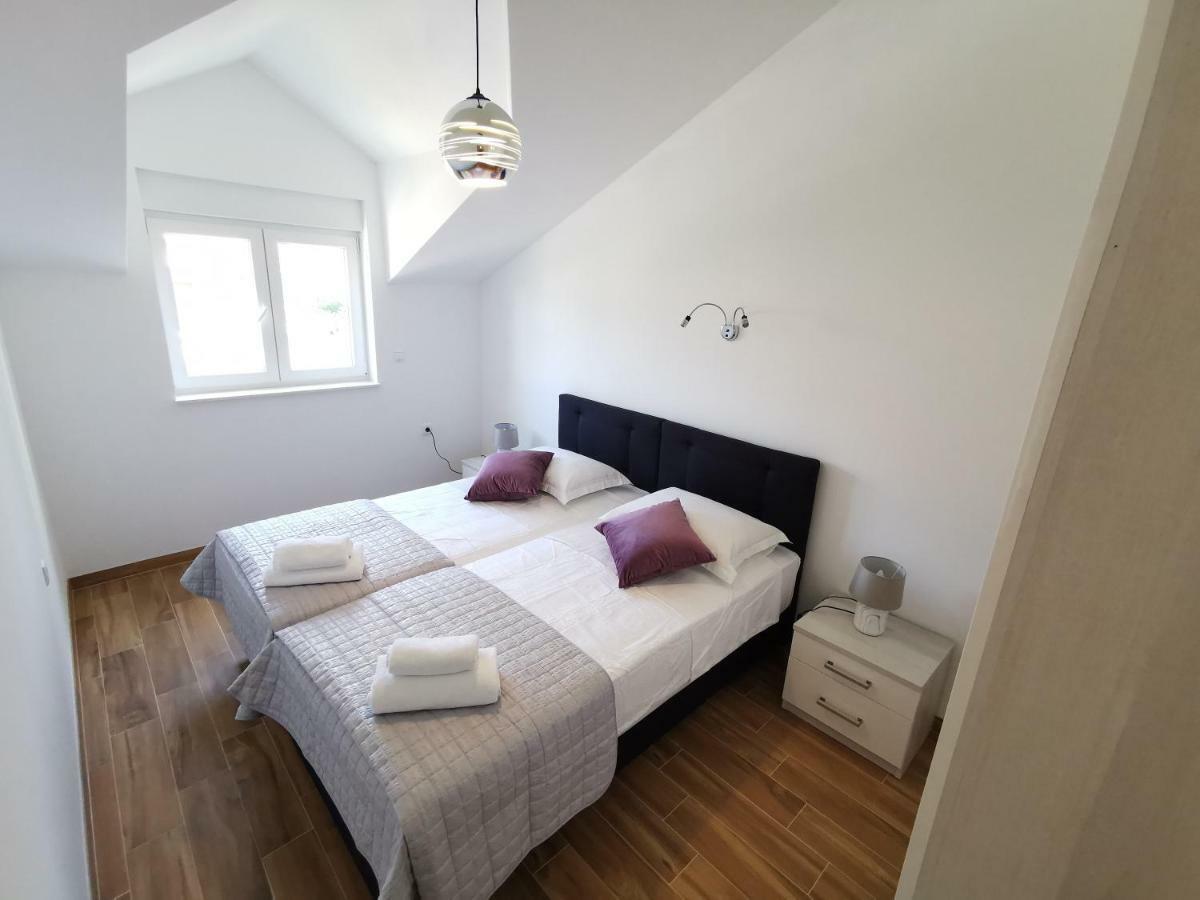 New Apartments 9 Minutes From Split Airport Kastela Ngoại thất bức ảnh